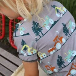 Bio Jersey Stoff Bagger Und Traktor Grau 9 Bio Jersey Stoff Bagger Und Traktor Grau -TextilKreativ Verkaufsgeschäft Bagger und Traktor grau Bio Jersey 194 3