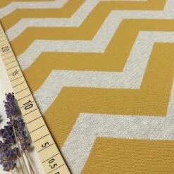 Bio Interlock Jacquard Chevron In Curry - Nevis Von Stoffonkel