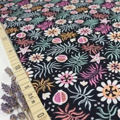 Bio Popeline Baumwollstoff Motiv Tropical Garden Von Cloud9