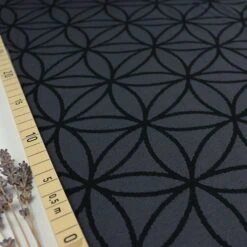 Bio Strickjacquard Blume Des Lebens In Grau Schwarz Von Stoffonkel
