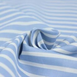 Bio Chambray Streifen Himmelblau Von Amandine Cha -TextilKreativ Verkaufsgeschäft Himmelblau von Amandine Cha Bio Chambray 1346 3