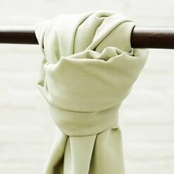 SOFT STRETCH TWILL In Soft Mint Von Meet Milk