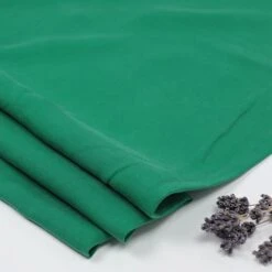 Tencel Twill Medium In Leaf Green Von Meet Milk