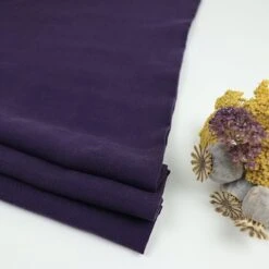 Vida Voile In Purple Night Von Meet Milk Aus 100% TENCEL ™ Lyocell Fasern