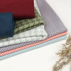 Bio Strickjacquard Hahnentritt Moos Grün Von Stoffonkel -TextilKreativ Verkaufsgeschäft moos gruen von Stoffonkel Bio Strickjacquard 789 3